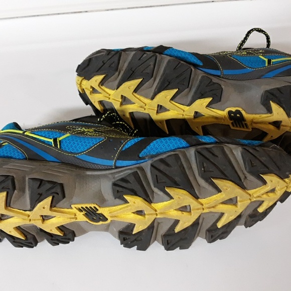 New Balance Men's Trail Runners - Picture 2 of 4